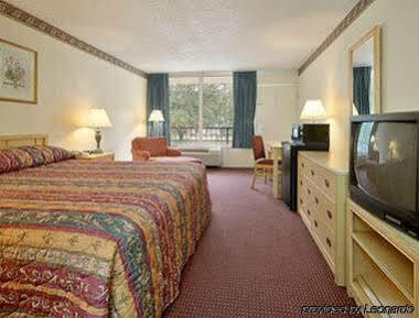 Hotel Ramada By Wyndham Houma Exteriér fotografie